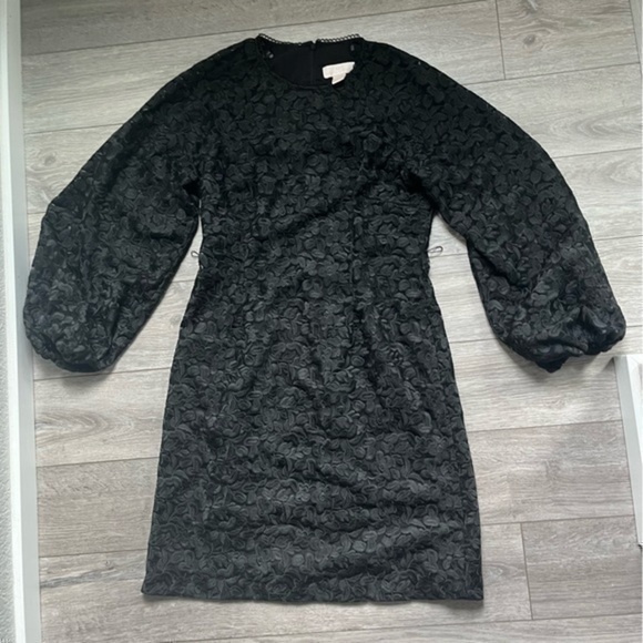 Rachel Parcell Dresses & Skirts - Rachel Parcell Black Puff Sleeve Floral Dress